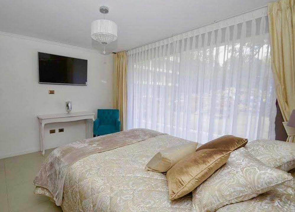Howard Johnson By Wyndham Olmue Ngoại thất bức ảnh